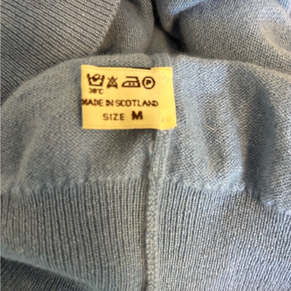 John Laing Scottish Cashmere V-neck Sweater - Picture 5 of 5